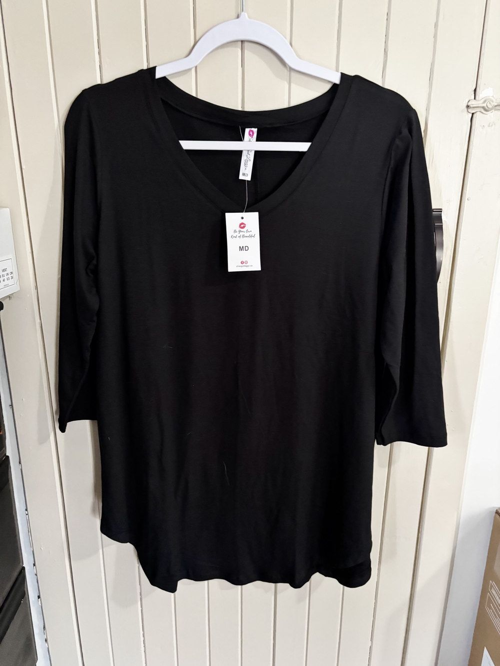 Classic Black V-Neck 3/4 Sleeve Tee